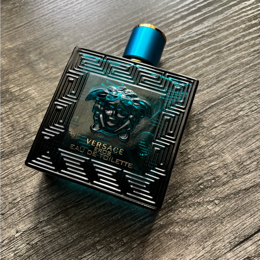 Versace Black and Blue Eau de Toilette